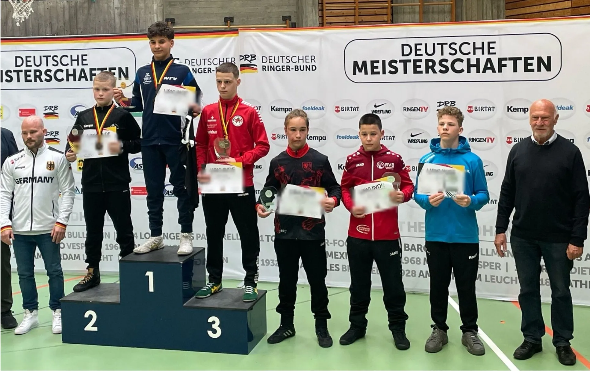 Siegerehrung einer Gewichtsklasse bei den Deutschen Meisterschaften